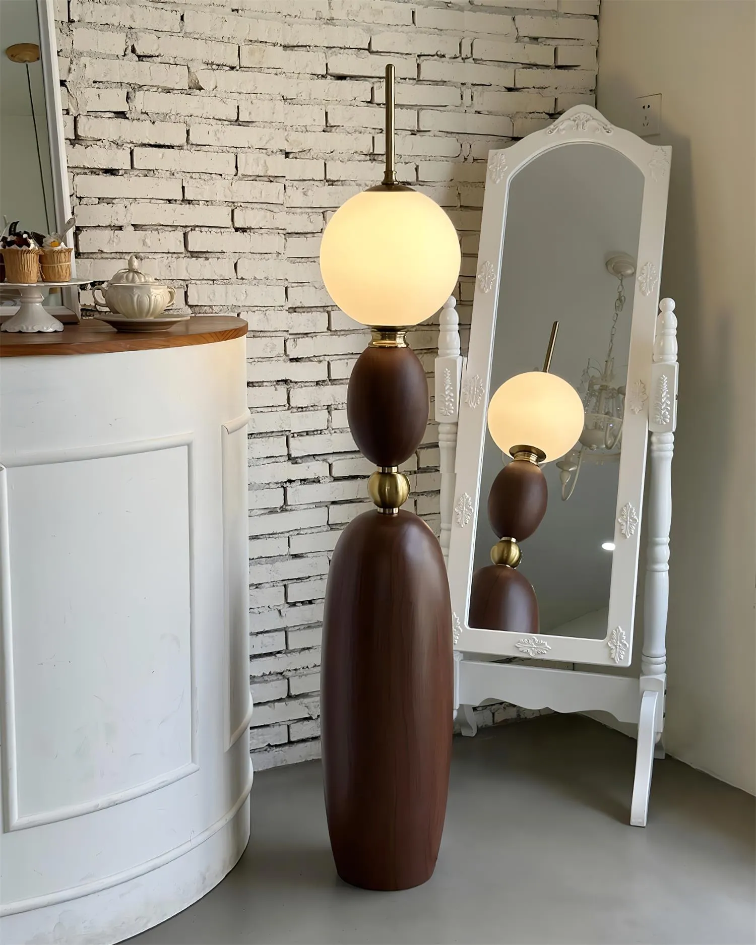 Bellamy Floor Lamp