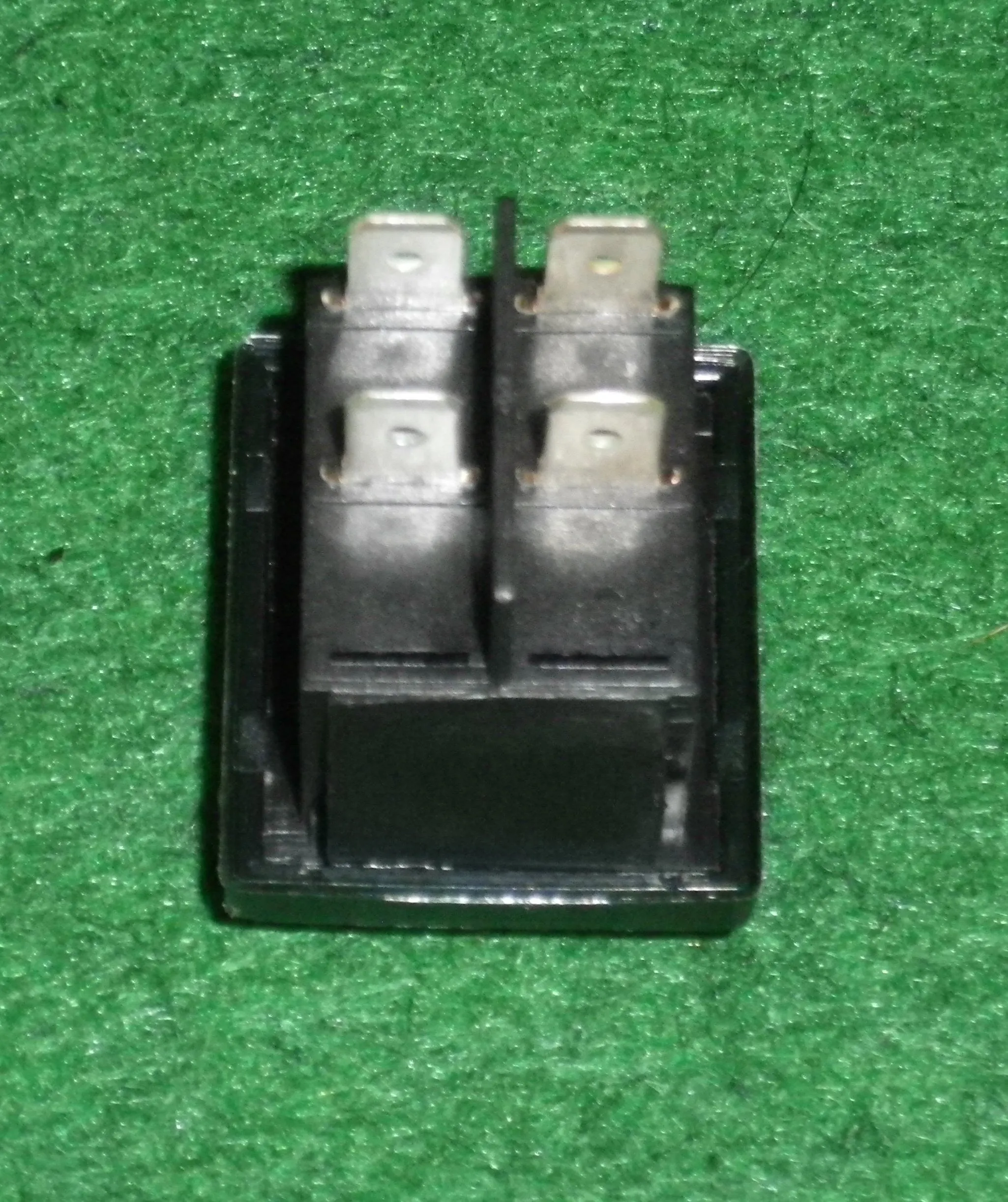 Cleanstar VC15L, 3in1 Carpet Machine DPST Mains Rocker Switch - Part # VC15L-11