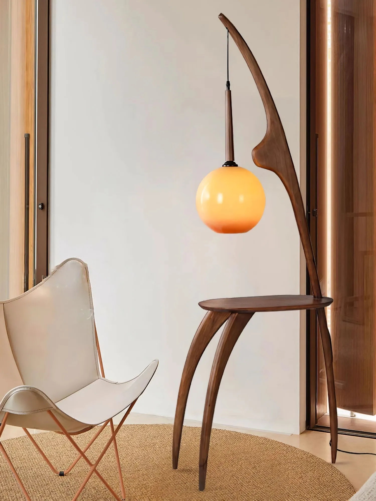 Curved Mantis Arm Floor Lamp