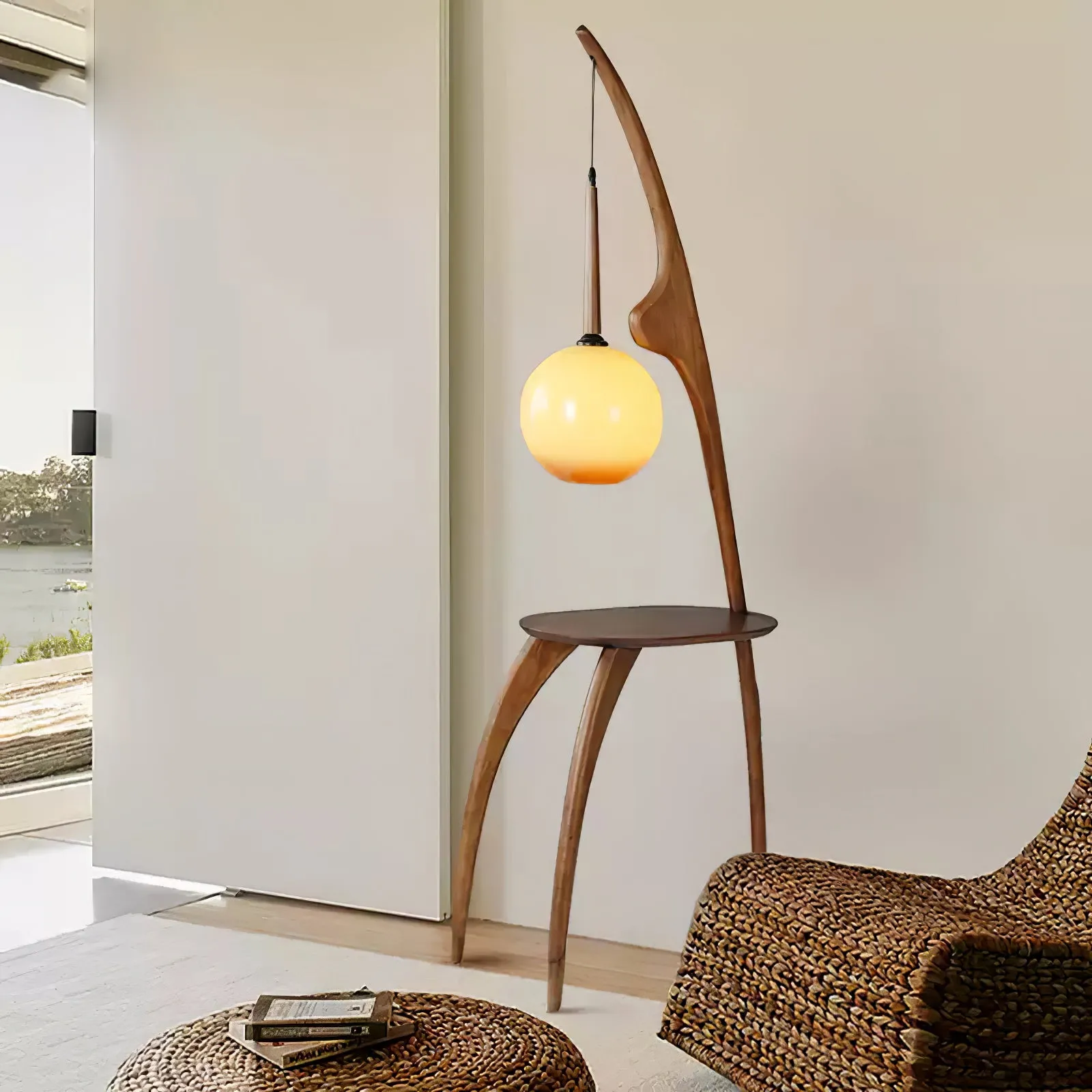 Curved Mantis Arm Floor Lamp