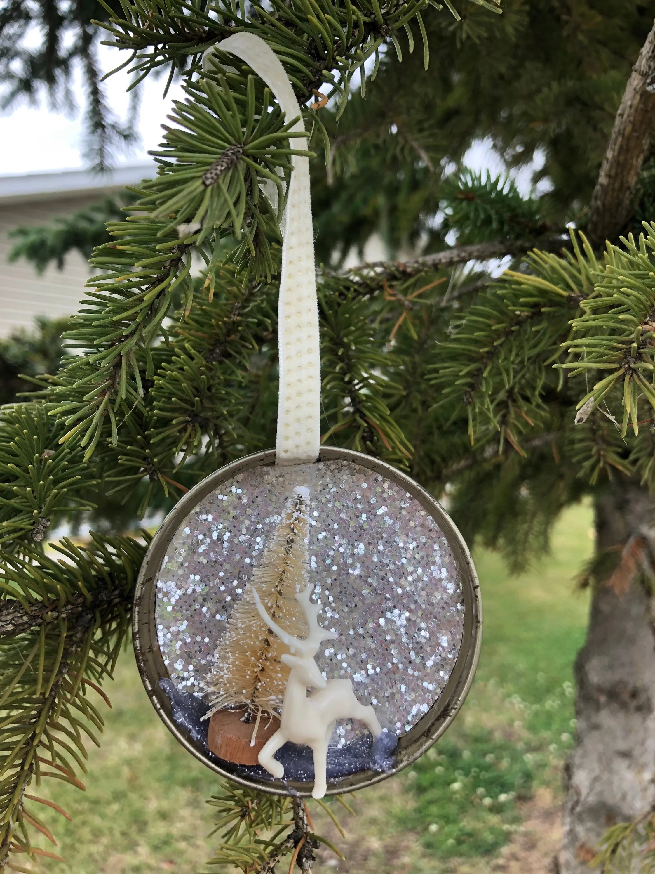 Deer Themed Christmas Ornament in Mason Jar Ring