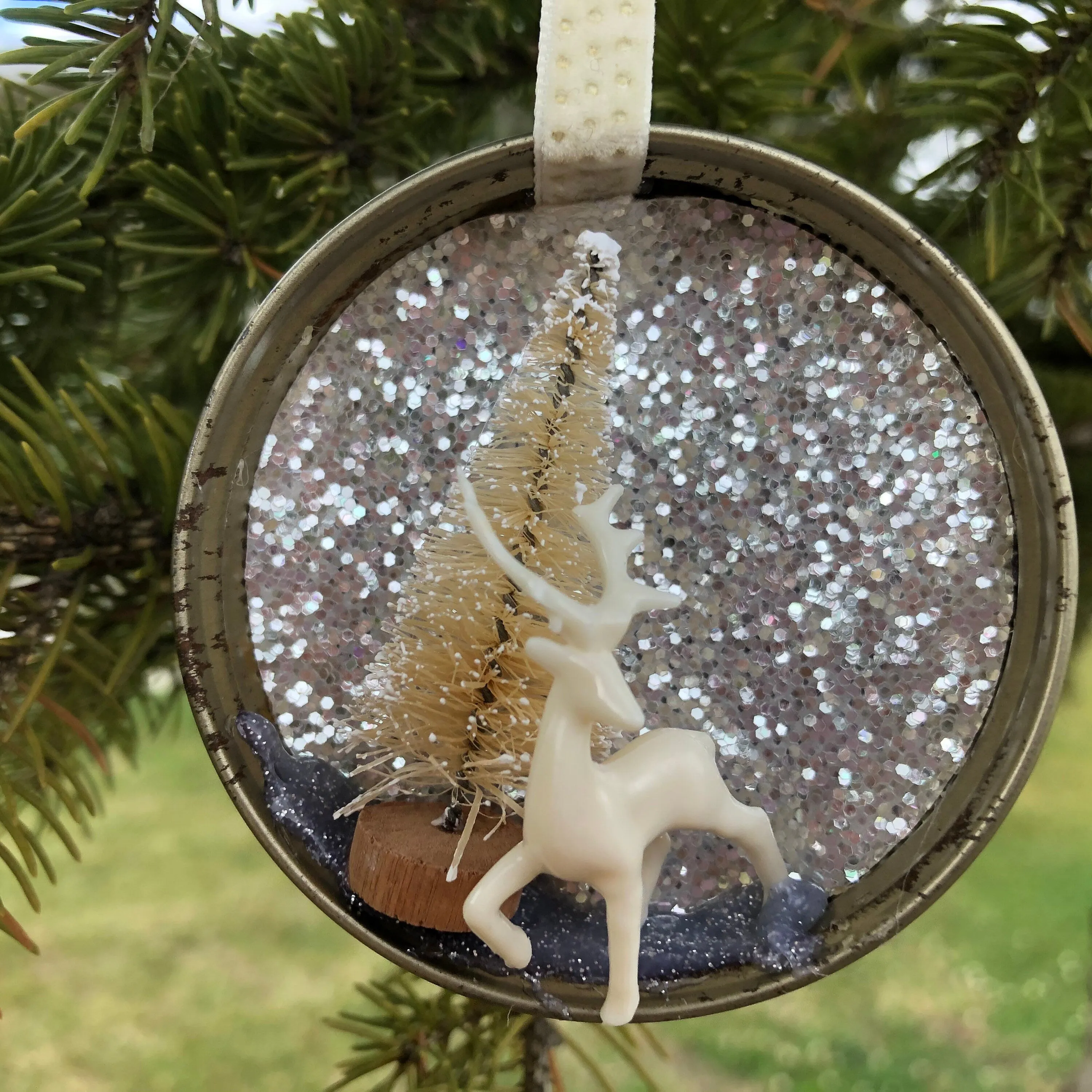 Deer Themed Christmas Ornament in Mason Jar Ring