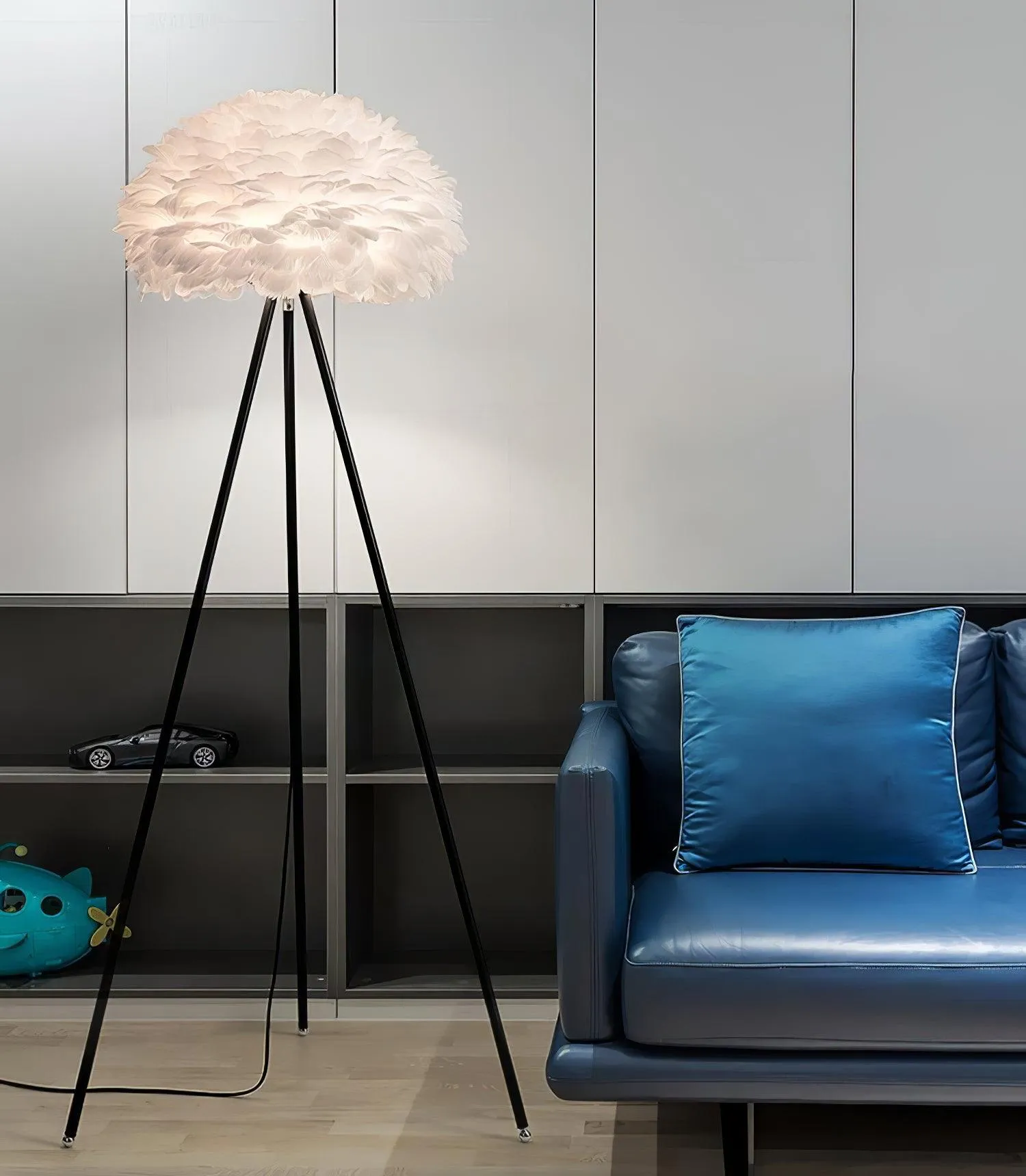 Eos Feather Floor Lamp