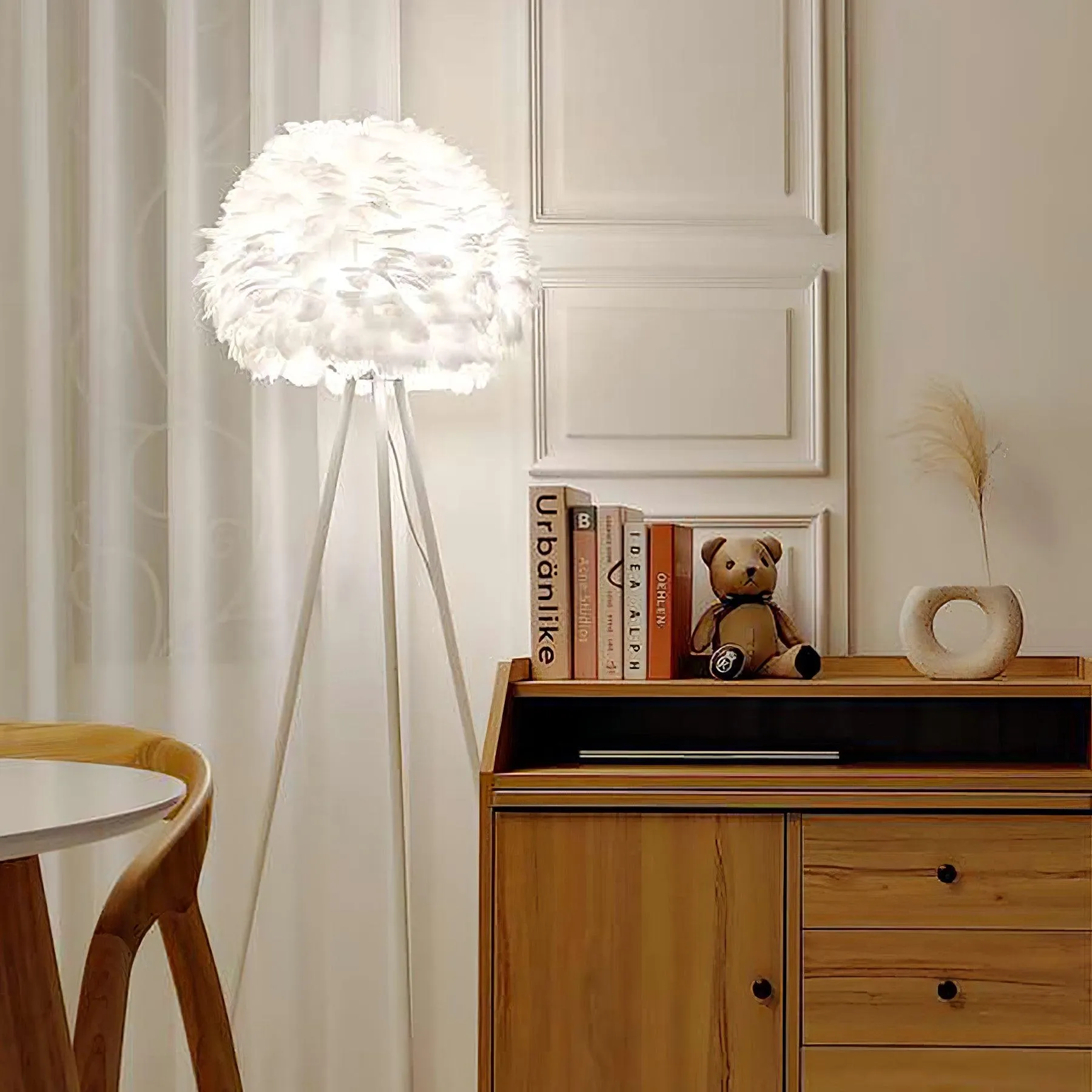 Eos Feather Floor Lamp