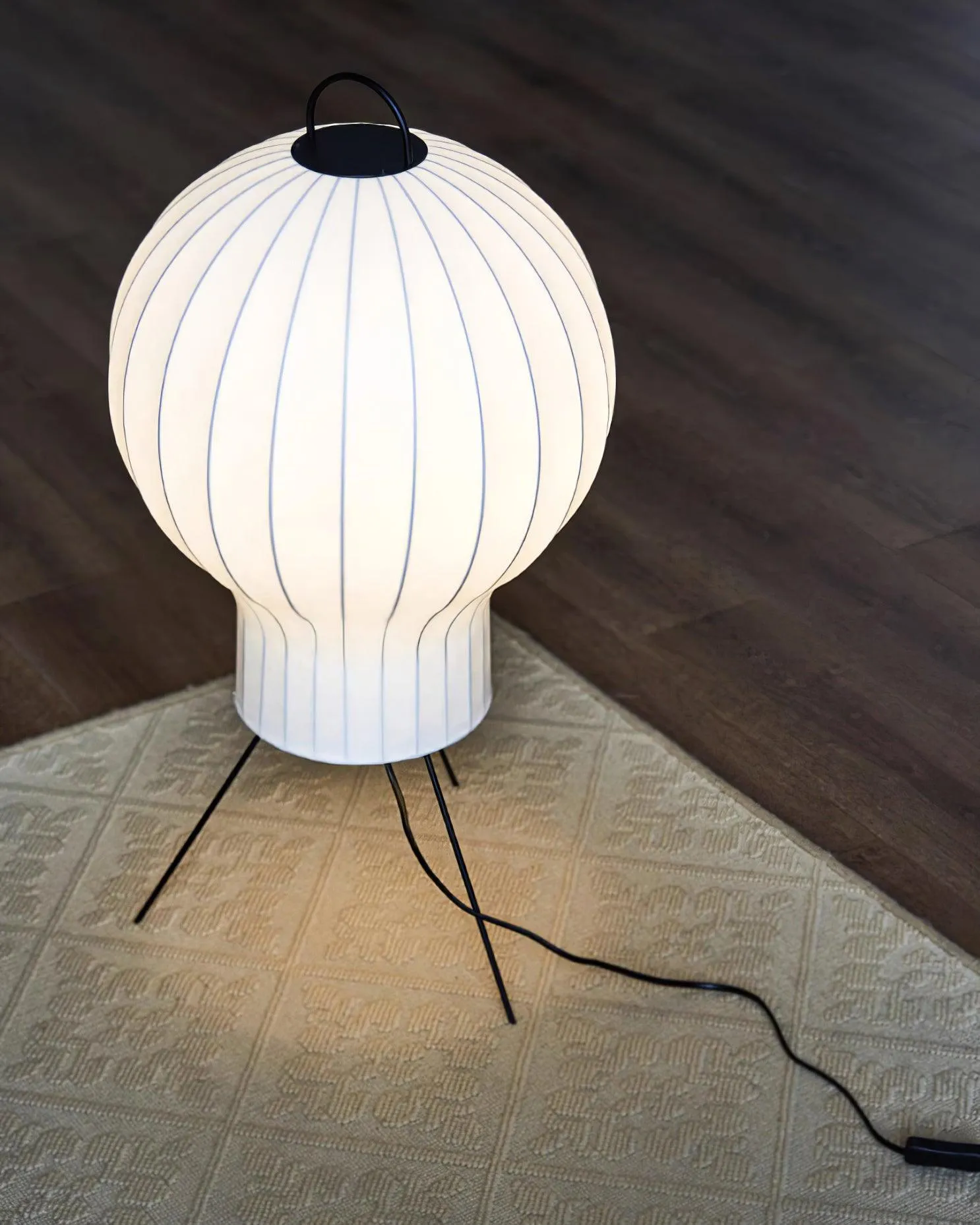 Jellyfish Silk Floor Lamp