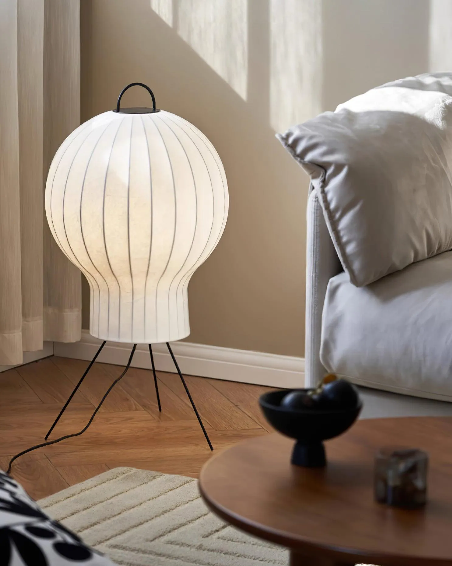 Jellyfish Silk Floor Lamp