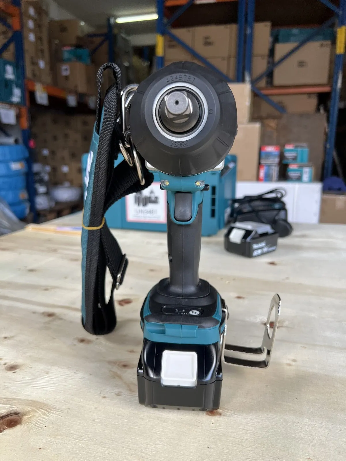 Makita Cordless 1/2" Impact Wrench DTW1002JX2 | Model: M-DTW1002JX2