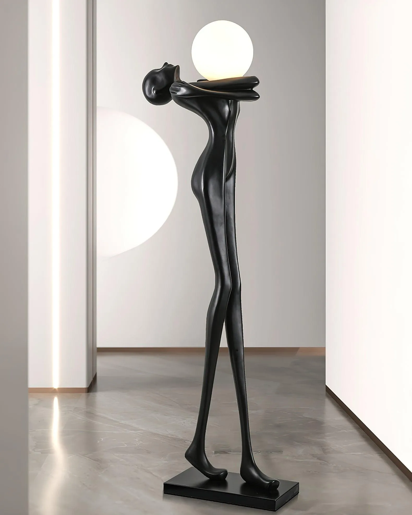 Moca Sculpture Floor Lamp