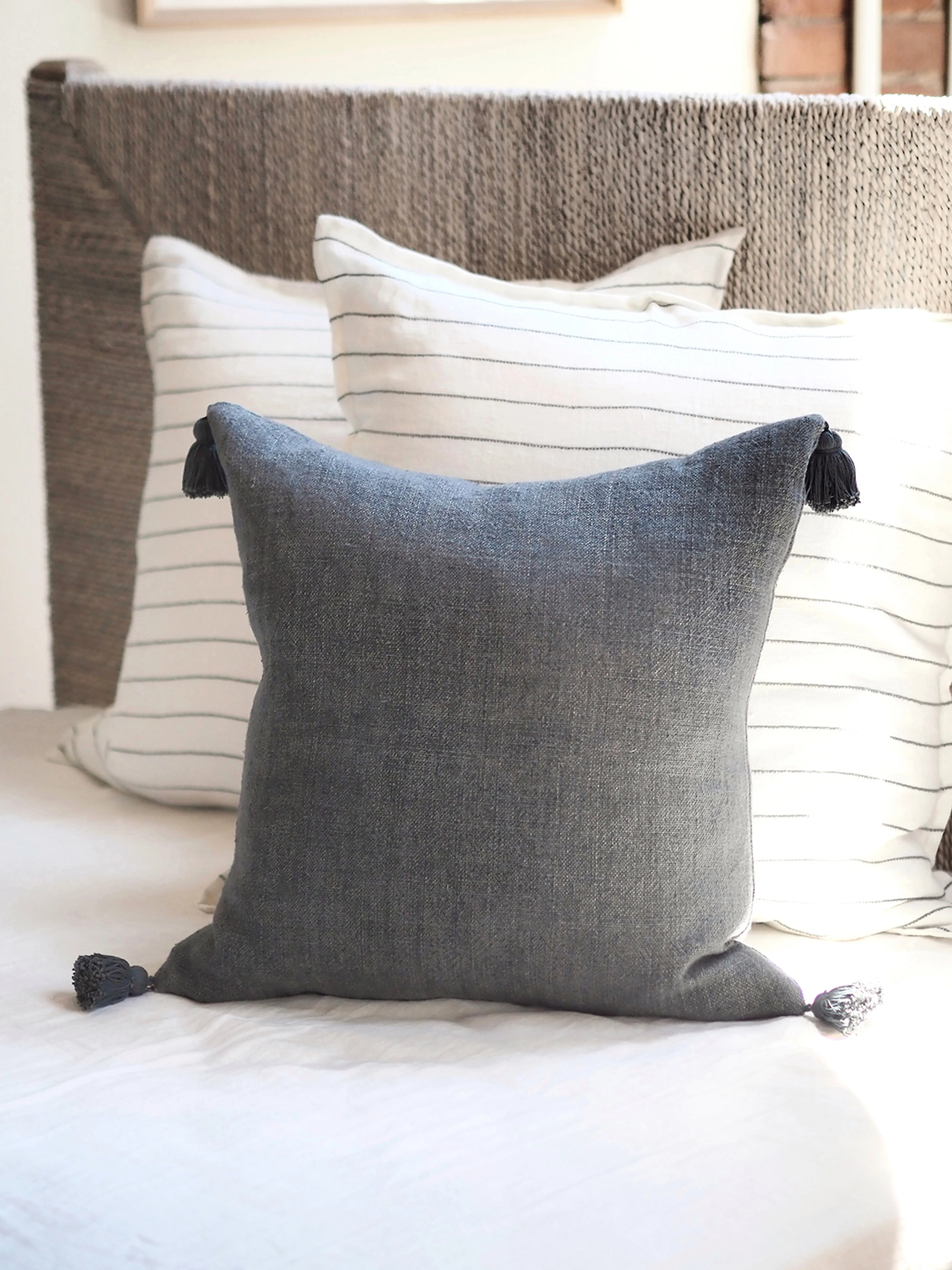 Montauk Charcoal Pillow | 20x20"