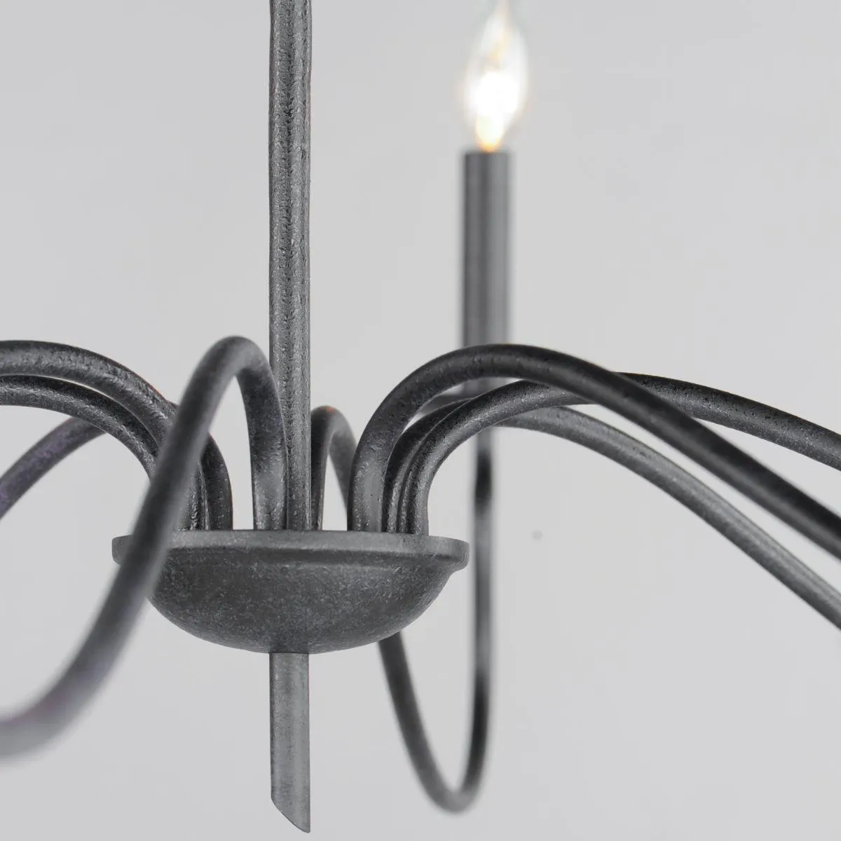 Padrona 49 in. 8 lights Chandelier Black Oxide finish