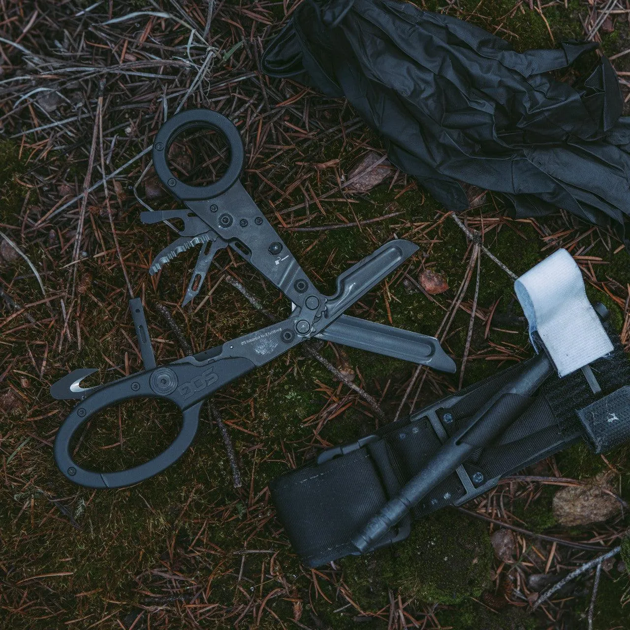 SOG Parashears Multi-Tool