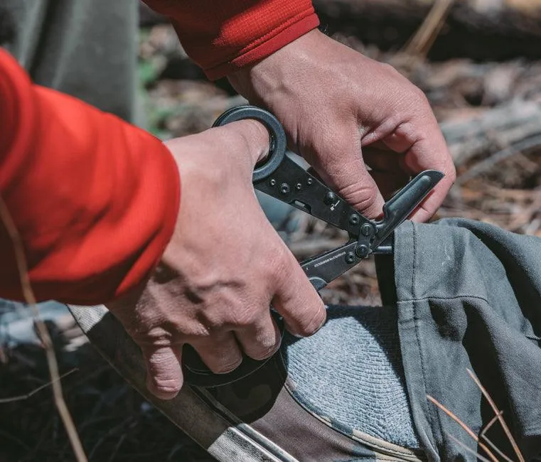 SOG Parashears Multi-Tool