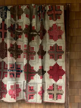 Vintage Handmade Quilt - Log Cabin