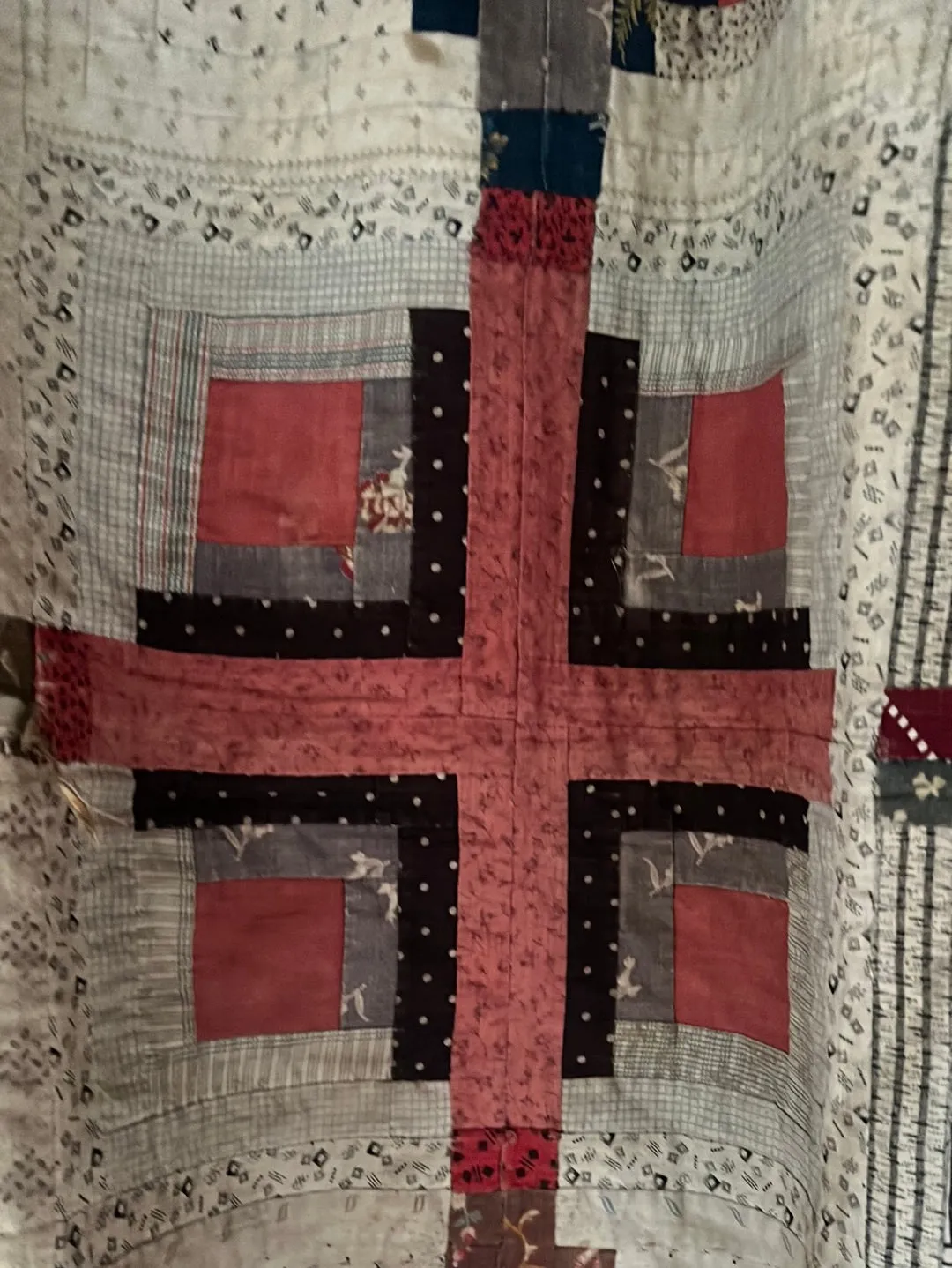 Vintage Handmade Quilt - Log Cabin